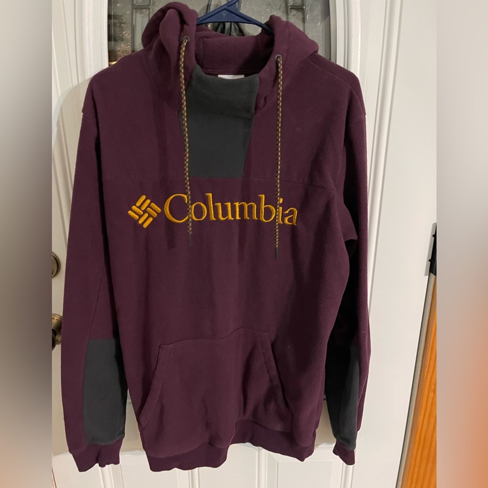 Colombia Fleece Sweatshirt